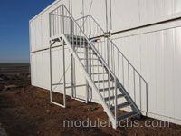 Наружная лестница для модульных зданий